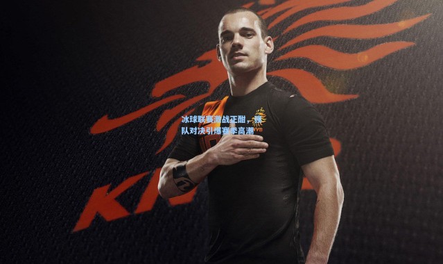 冰球联赛激战正酣，强队对决引爆赛季高潮