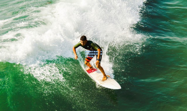 纽卡锋线补强遇阻，布伦特福德拒售维萨，狼队坚守拉森